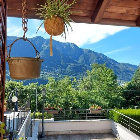 Casa Vacanza Il Glicine Casale Corte Cerro Luaran gambar