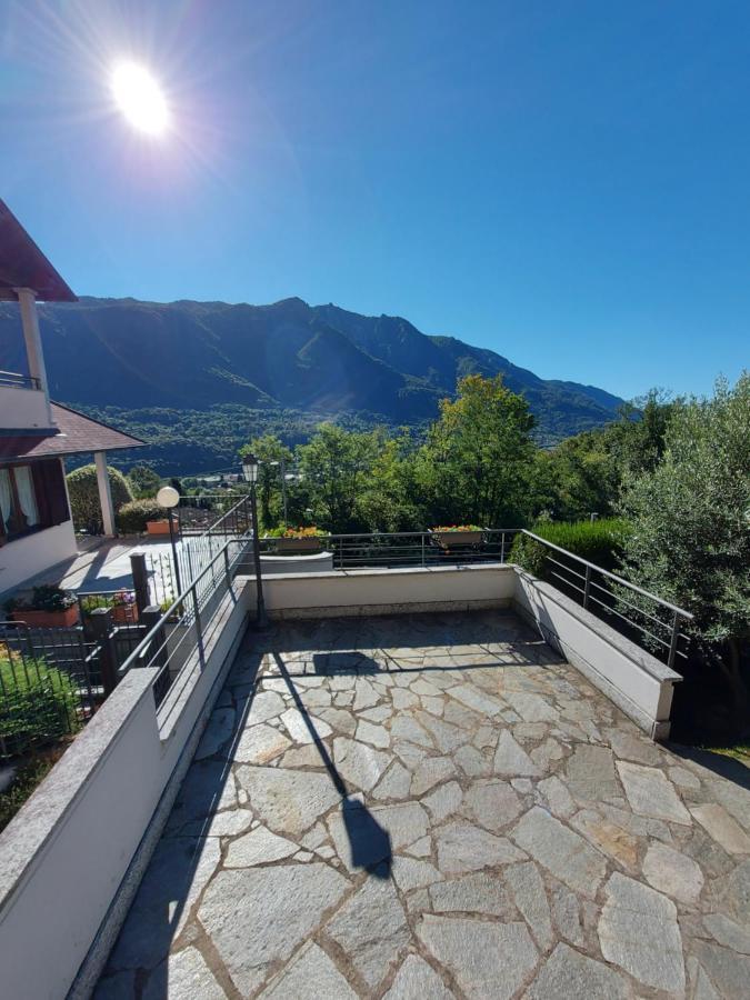 Casa Vacanza Il Glicine Casale Corte Cerro Luaran gambar